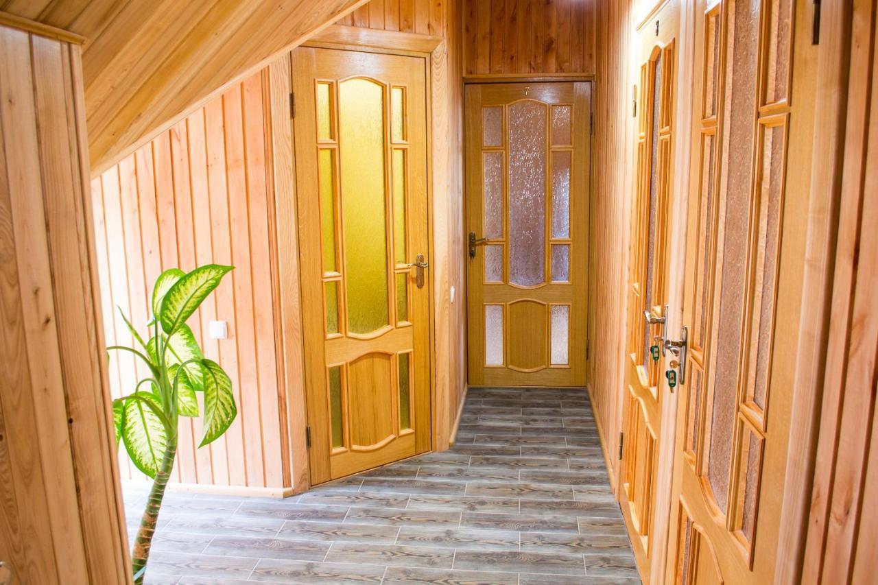 Home Hotel Kamjanez-Podilskyj Exterior foto